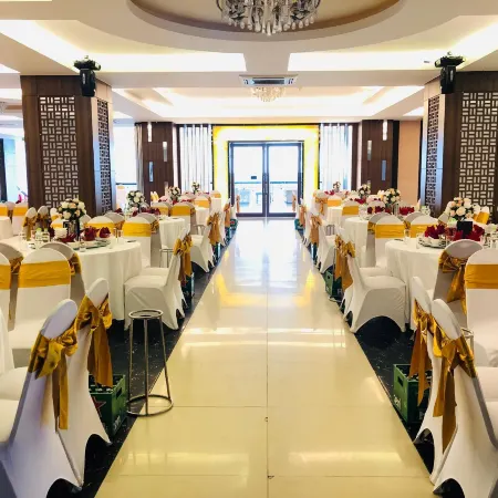 Muong Thanh Quy Nhon Hotel Отели рядом с достопримечательностью «Мемориал Победы»