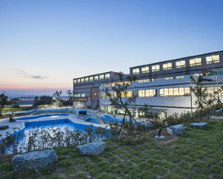 Sacheon Grand Tourist Hotel Hotels in Sacheon