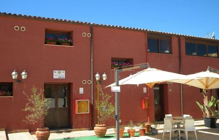 Baglio Maragani Az Agric B&B