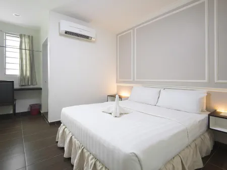 Luscious Hotel Отели рядом с достопримечательностью «masjid jamek batu kawan»