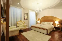 Silver & Gold Luxury Rooms Hotele w: Savar