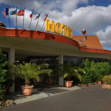 West Hotel an der Sächsischen Weinstrasse