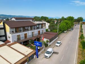 Iznik Hotel