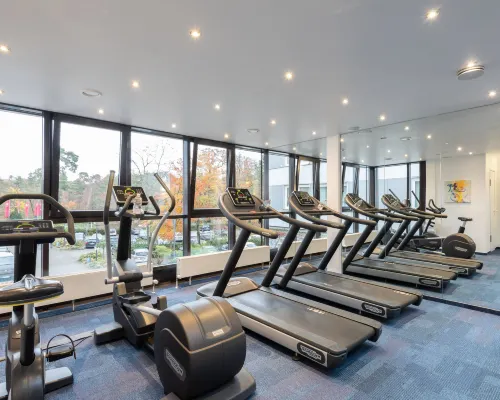 Leonardo Hotel Frankfurt City South Hotels near Niederrad