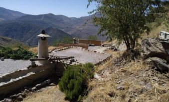 Refugio Arrabales de la Alpujarra - Hostel