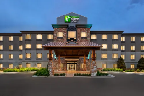 Holiday Inn Express & Suites DENVER AIRPORT by IHG