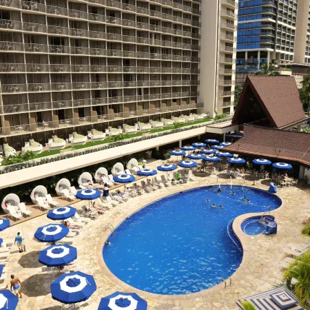 OUTRIGGER Reef Waikiki Beach Resort