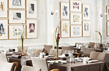 Frederik VI's Hotel Отели в г. Tommerup