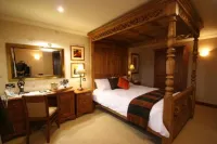 Three Horseshoes Country Inn Hotels in Staffordshire Moorlands District