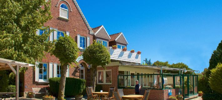 Lindenhof Hotel Garni Отели в г. Фемарн