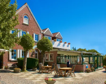 Lindenhof Hotel Garni Hoteles en Isla de Fehmarn