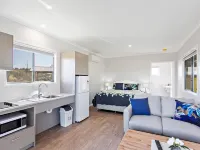 Valley Cabins by the Creek Hotels in Imbil
