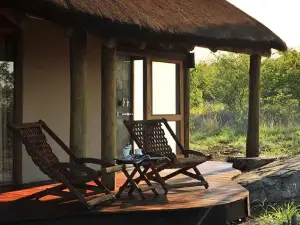 Buffalo Ridge Safari Lodge