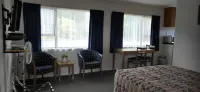 Cypress Court Motel Hotel a Ngunguru