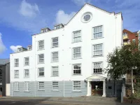 Saco Jersey - Merlin House Hotels near Vision Express Opticians - Jersey, St. Helier