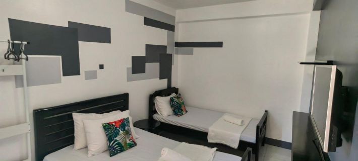 AA Travellers Pad Hotels in Laoag