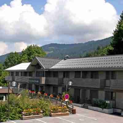 La Croix de Savoie & Spa Hotel Exterior