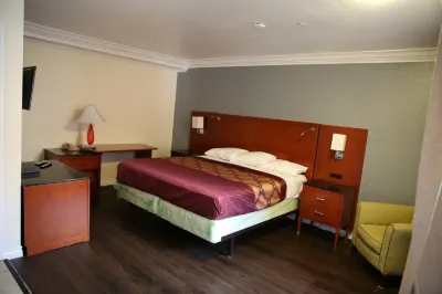 Chateau Inn & Suites Hotel di Downey