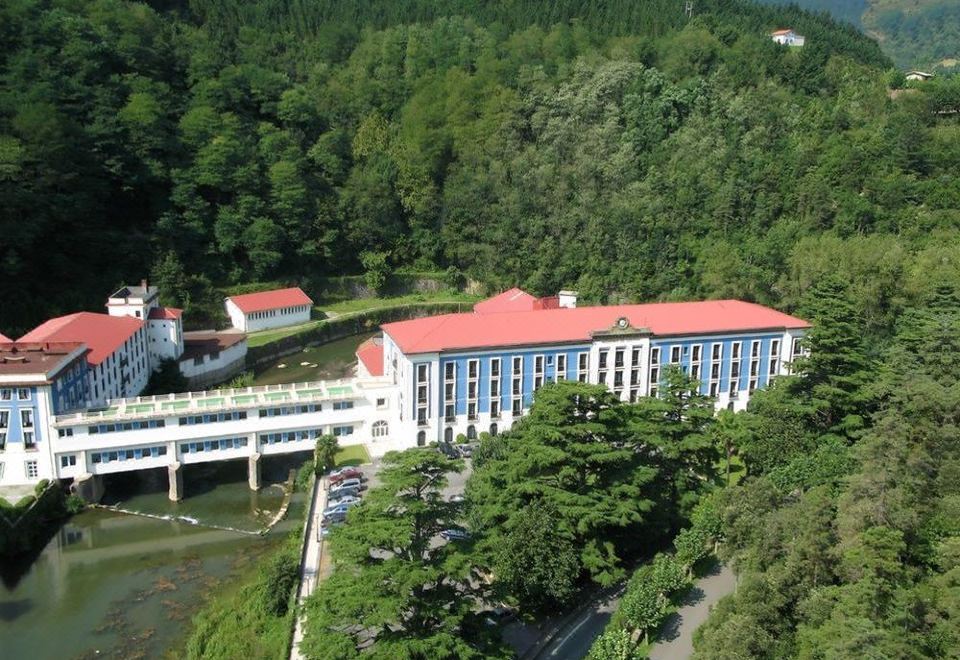 hotel overview picture