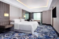 Sheraton Surabaya Hotel & Towers - balcony