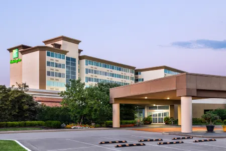 Holiday Inn Louisville East - Hurstbourne Отели в г. Джефферсонтаун