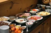 Hotel Dein Franz - Bistro, Kaffeebar & Outdoor-Lounge - - breakfast
