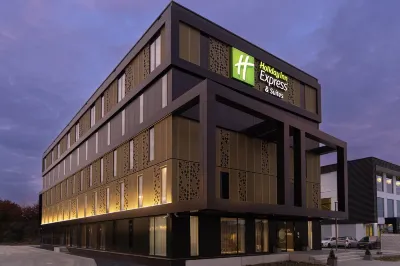 Holiday Inn Express & Suites Deventer Hôtels à : 