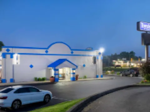 Travelodge by Wyndham Richmond IN Hotels in Wayne County