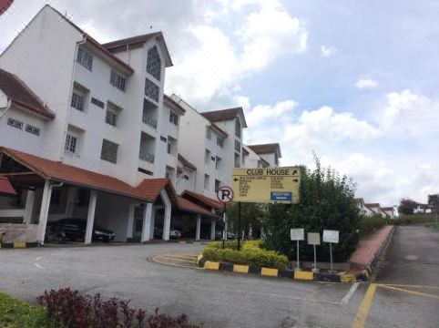 Selesa Hillhomes Cosy House - Housity