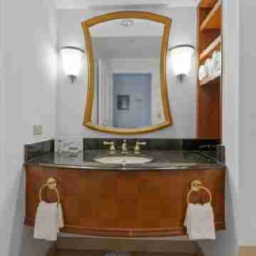 Boardwalk CozySuites Condo with Kitchen 38 Rooms