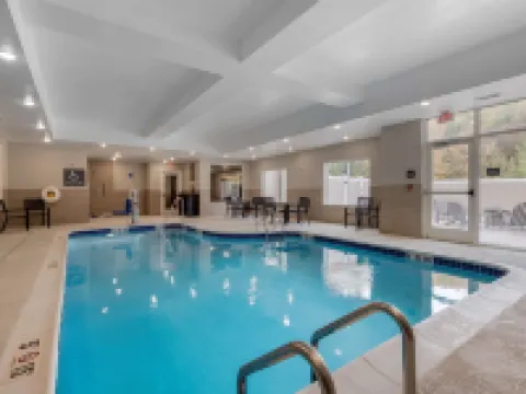 Best Western Plus Rumford Falls Hotels in Rumford