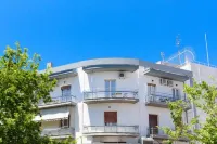 Kalamata Art Rooms - Pet friendly