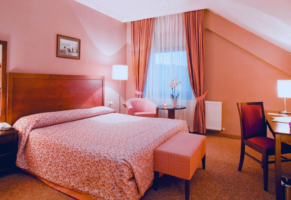 The Green Park Kartepe Resort Over view