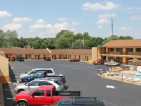 Andrew Johnson Inn Hoteles en Greeneville