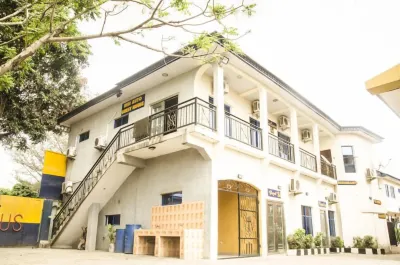 Ben Auto Hotel Hotels in Agege