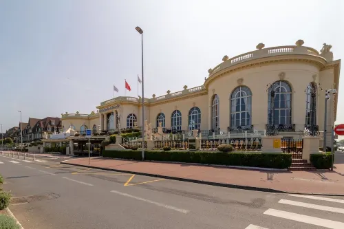 La Residence du Golf de Deauvllle Hotels in Benerville-sur-Mer