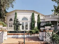 Vizcaya Hotels in Sacramento