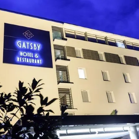Hotel Gatsby by HappyCulture