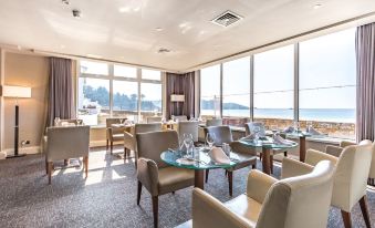 L’Horizon Beach Hotel & Spa