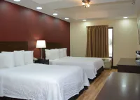 Red Roof Plus+ & Suites Chattanooga - Downtown Hotels in Rossville