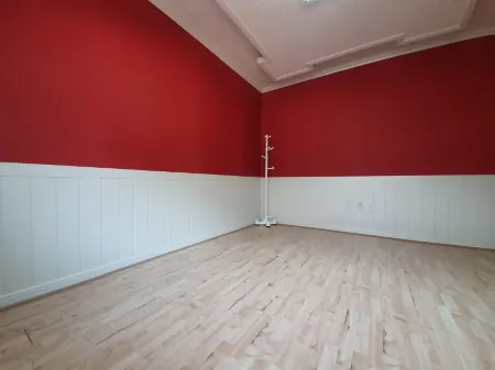 Namwon Forest Morning Pension Отели рядом с достопримечательностью «Silsangsa Temple»