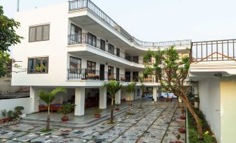 Elizabeth Hotel Tam Coc - Housity