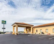Quality Inn & Suites Hotels near Pilot Travel Center