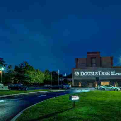 DoubleTree by Hilton Hotel Tinton Falls - Eatontown Hotel Exterior