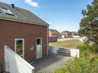 "Anouk" - 1.7km from the Sea