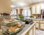 Quality Inn at the Mall - Valdosta - Aamiainen