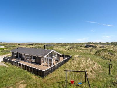 "Randulf" - 450m from the Sea