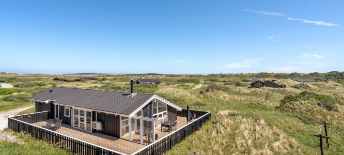 "Randulf" - 450m from the Sea Hotels in Norlev Strand