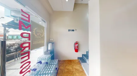 Hotel Empress Johor Bahru Отели рядом с достопримечательностью «The ARC at Austin Hill»