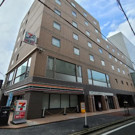 Court Hotel Fukuoka Tenjin Отели рядом с достопримечательностью «Конгресс-центр Elgala»